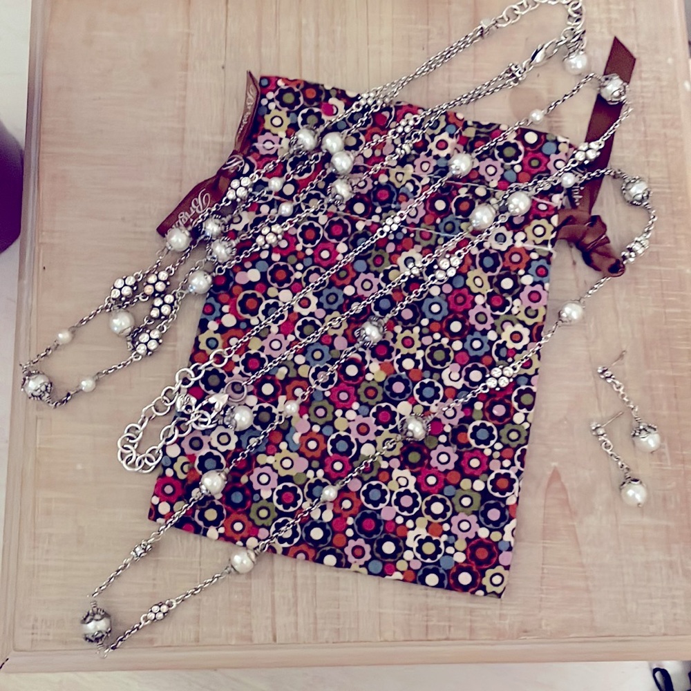 Beautiful Brighton three-piece set!